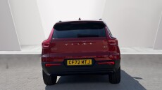 Volvo XC40 2.0 B4P Ultimate Dark 5dr Auto Petrol Estate